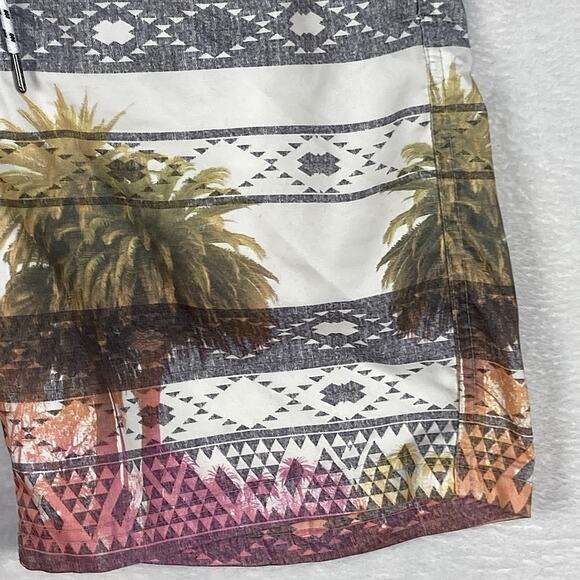 Micros Mens L White Gray Aztec Geometric Palms Swim Trunks Board Surf Shorts - Picture 3 of 11